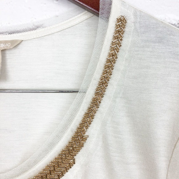 Banana Republic | Cream Tee with Gold Beaded Neckline | Size Extra Large - Picture 3 of 8